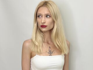 AntoniaBracher's Interactive live cam models Profile Image